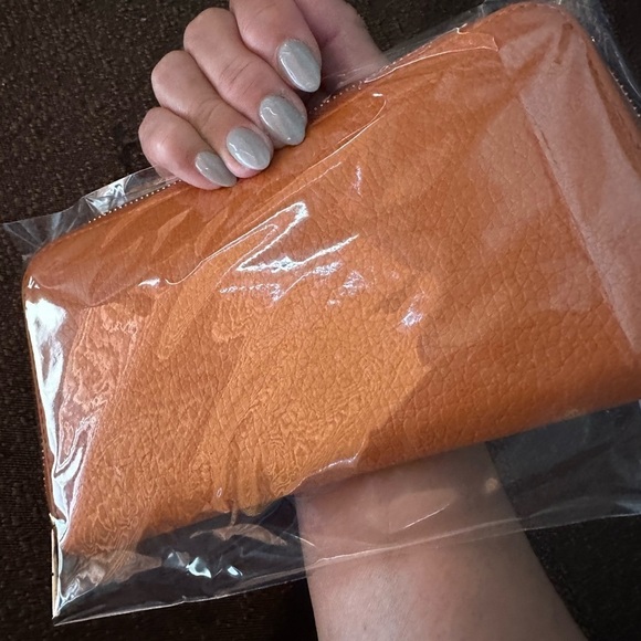 Furla Credit Card Zip Wallet Gently Preloved Tangerine Genuine Leather - Picture 3 of 13